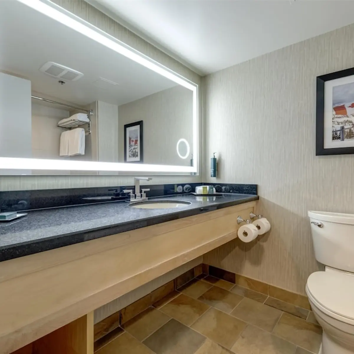 Hilton Whistler Resort & Spa, Whistler, Canada 5