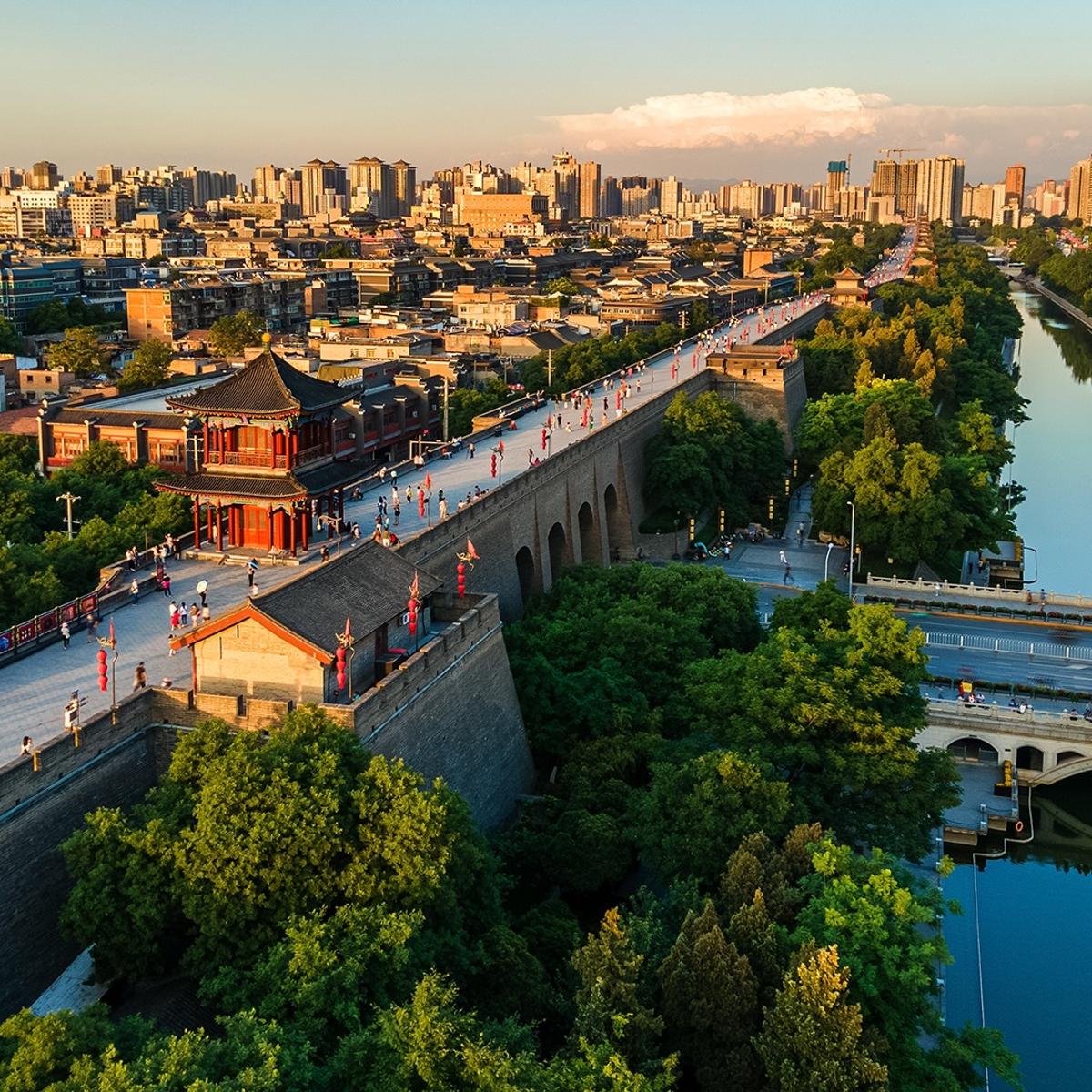 Offre pour une durée limitée : circuit de 7 jours à la découverte des incontournables de la Chine, avec la Grande Muraille et un trajet en train à grande vitesse, et séjour de 3 nuits au Shangri-La Shenzhen par  7