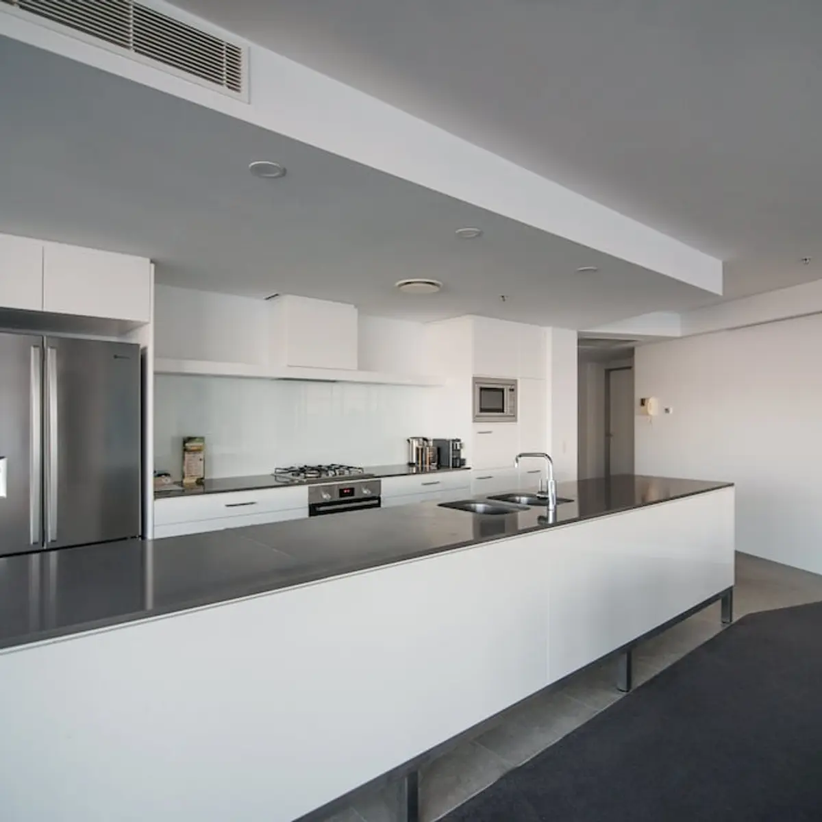 Q1 Resort & Spa, Surfers Paradise, Australia 5