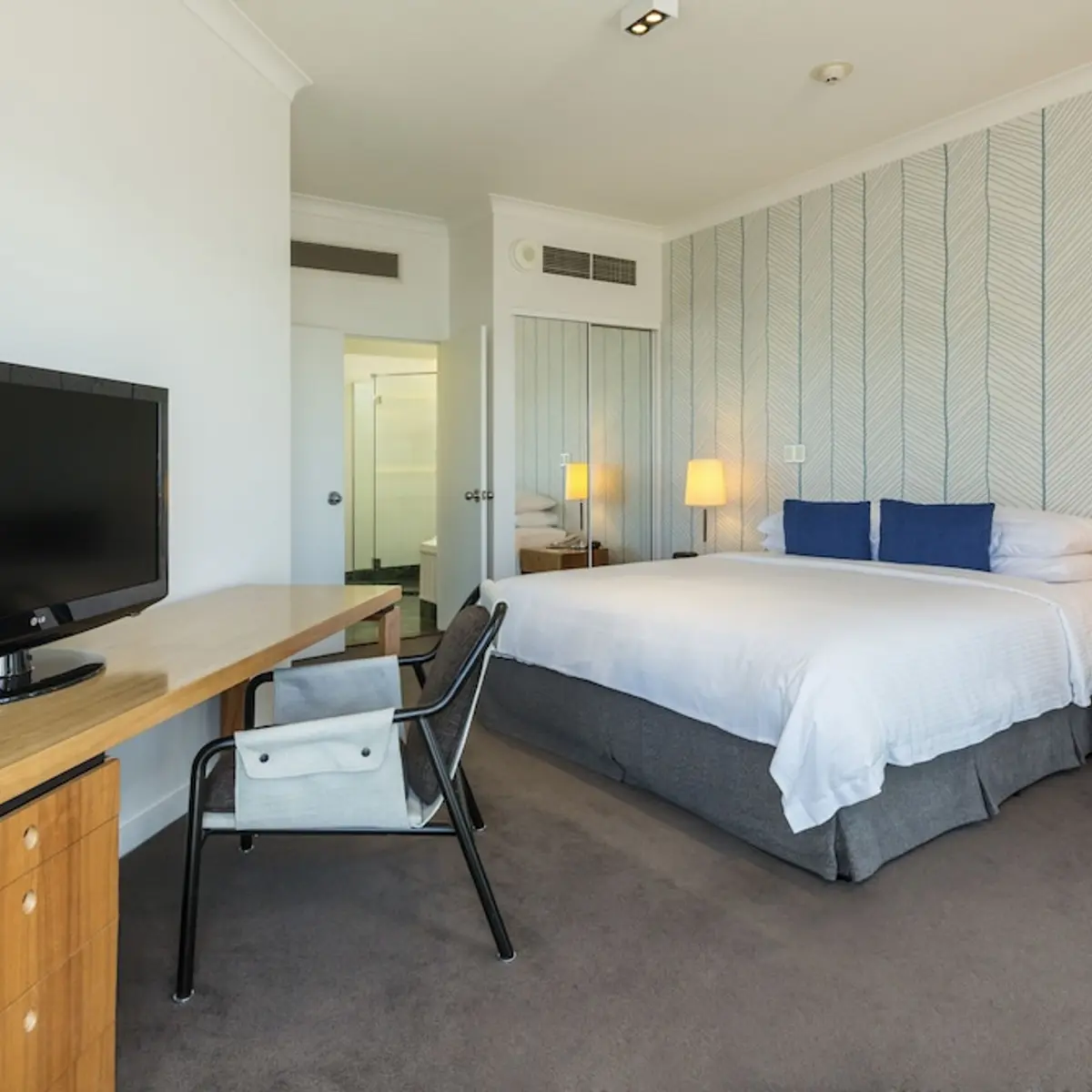 Shangri-La The Marina, Cairns, Cairns, Australia 3