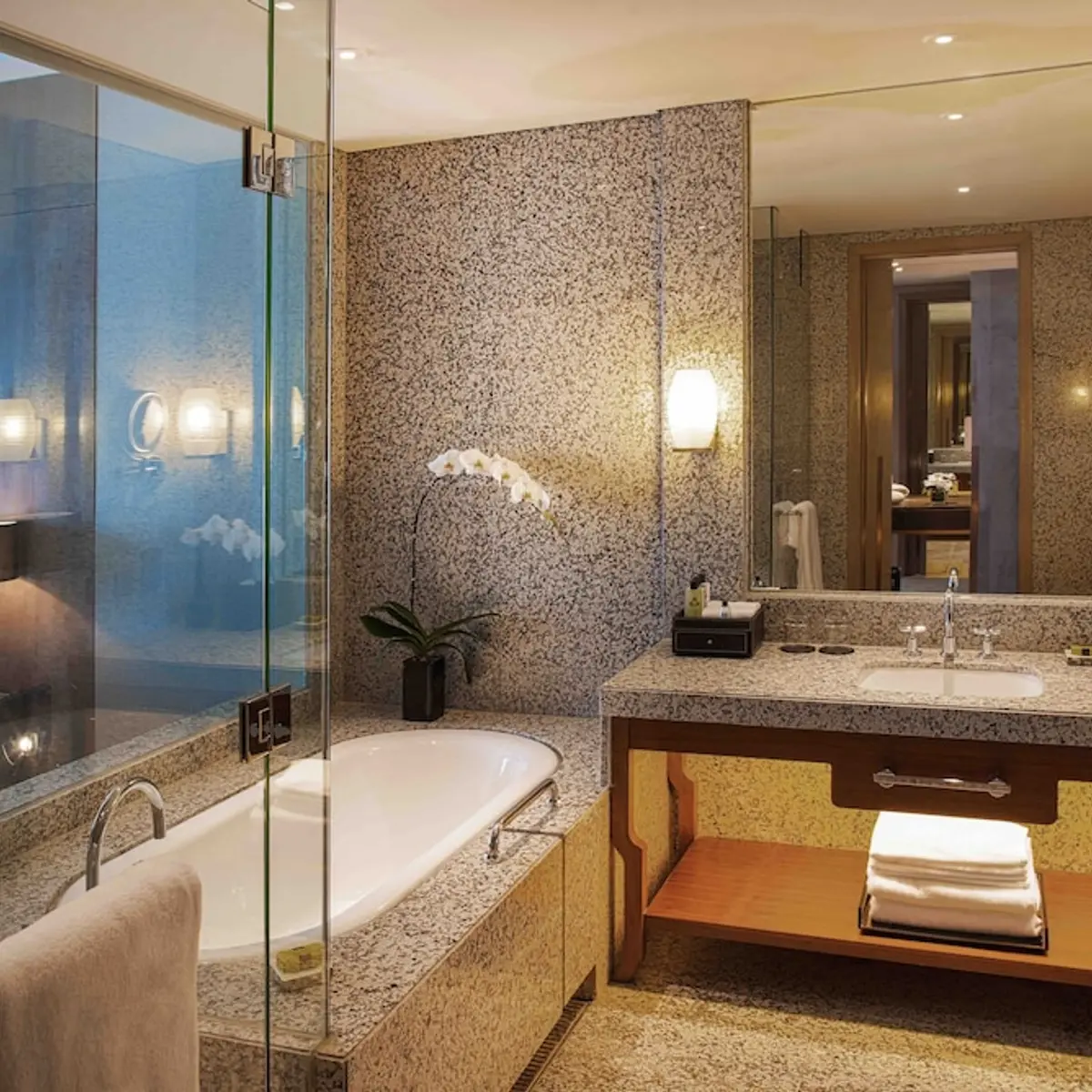 InterContinental Hanoi Landmark72 by IHG, Hanoi, Vietnam 2