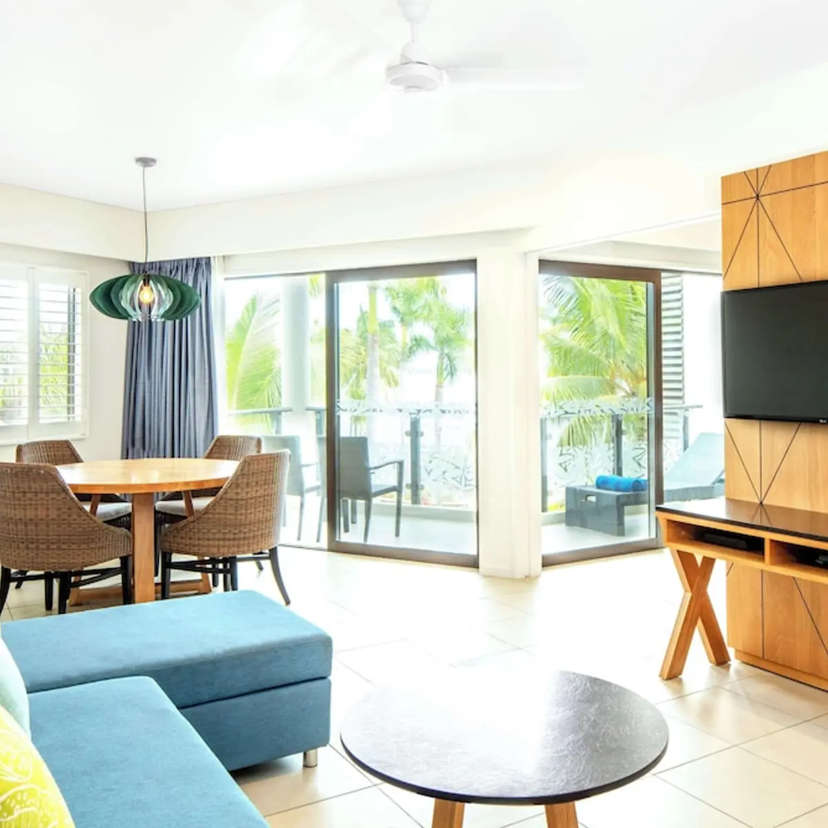 Radisson Blu Resort Fiji Denarau Island, Nadi, Fiji 2