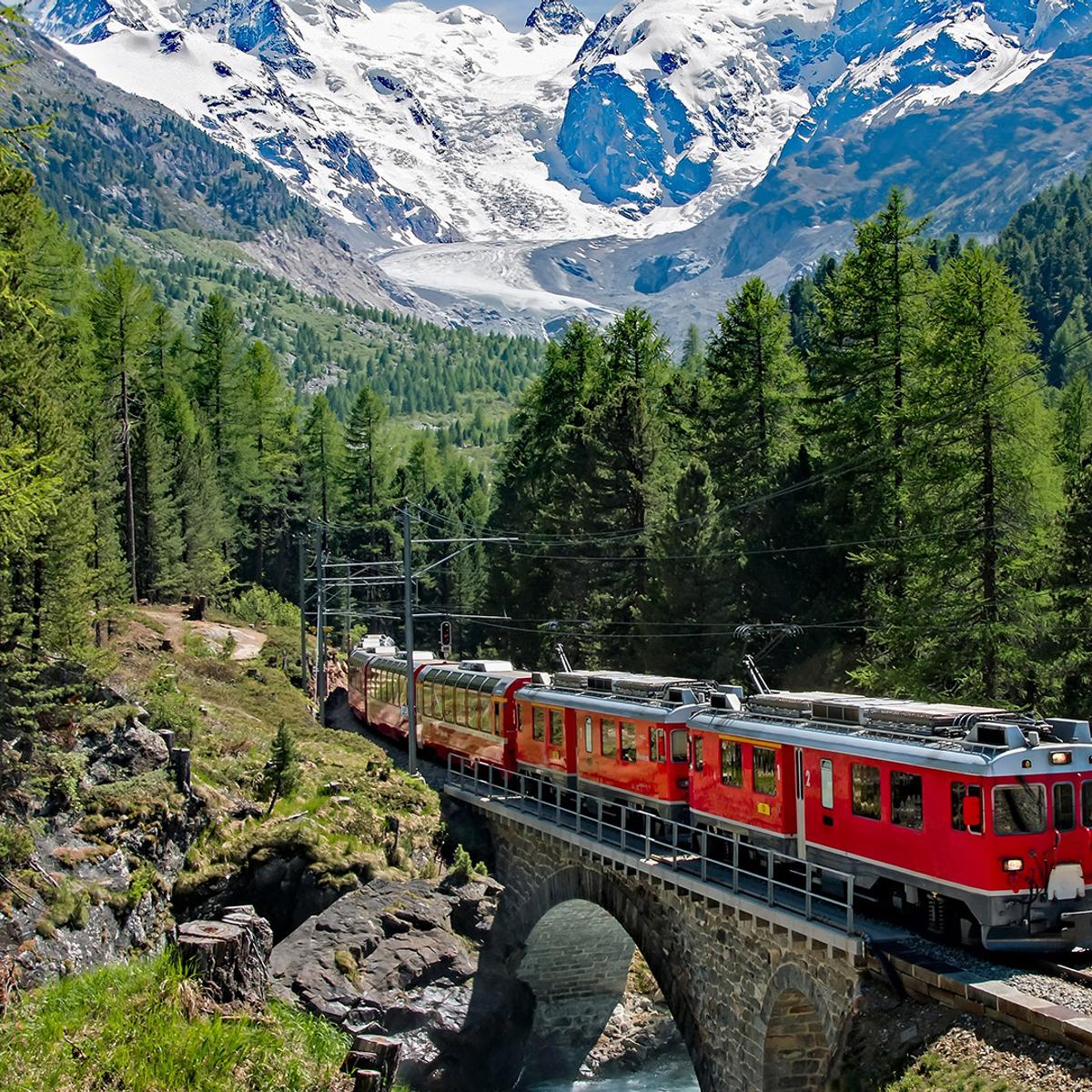 Deluxe 12-Day Northern Italian Lakes 2026 with Swiss Rail, Lake Como & Venice by  7