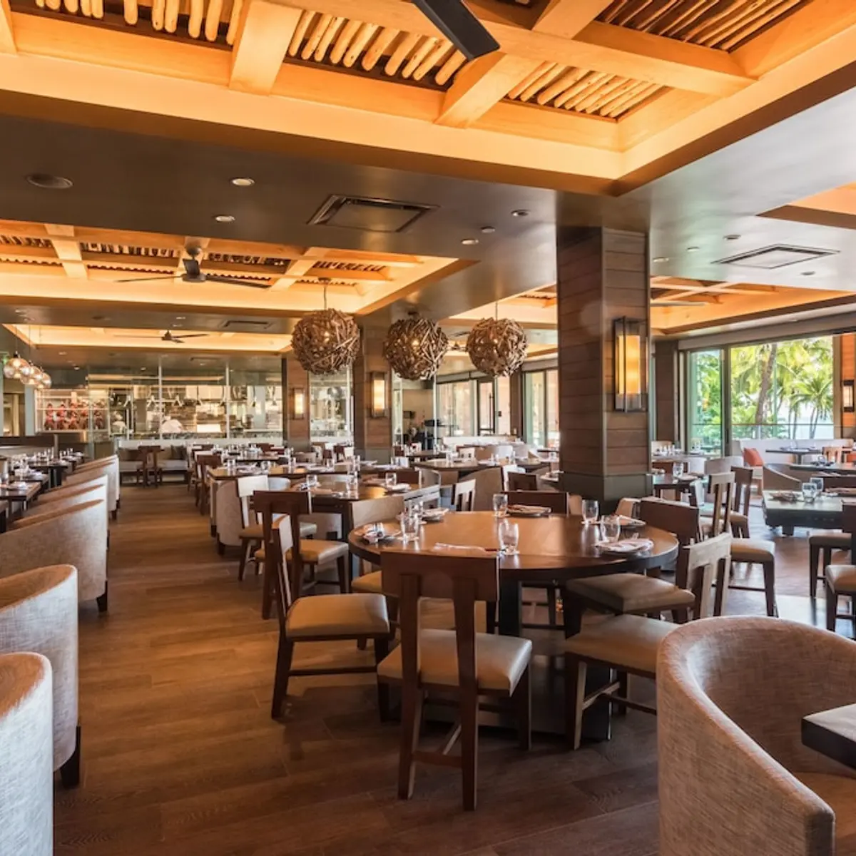 'Alohilani Resort Waikiki Beach, Honolulu, United States 7