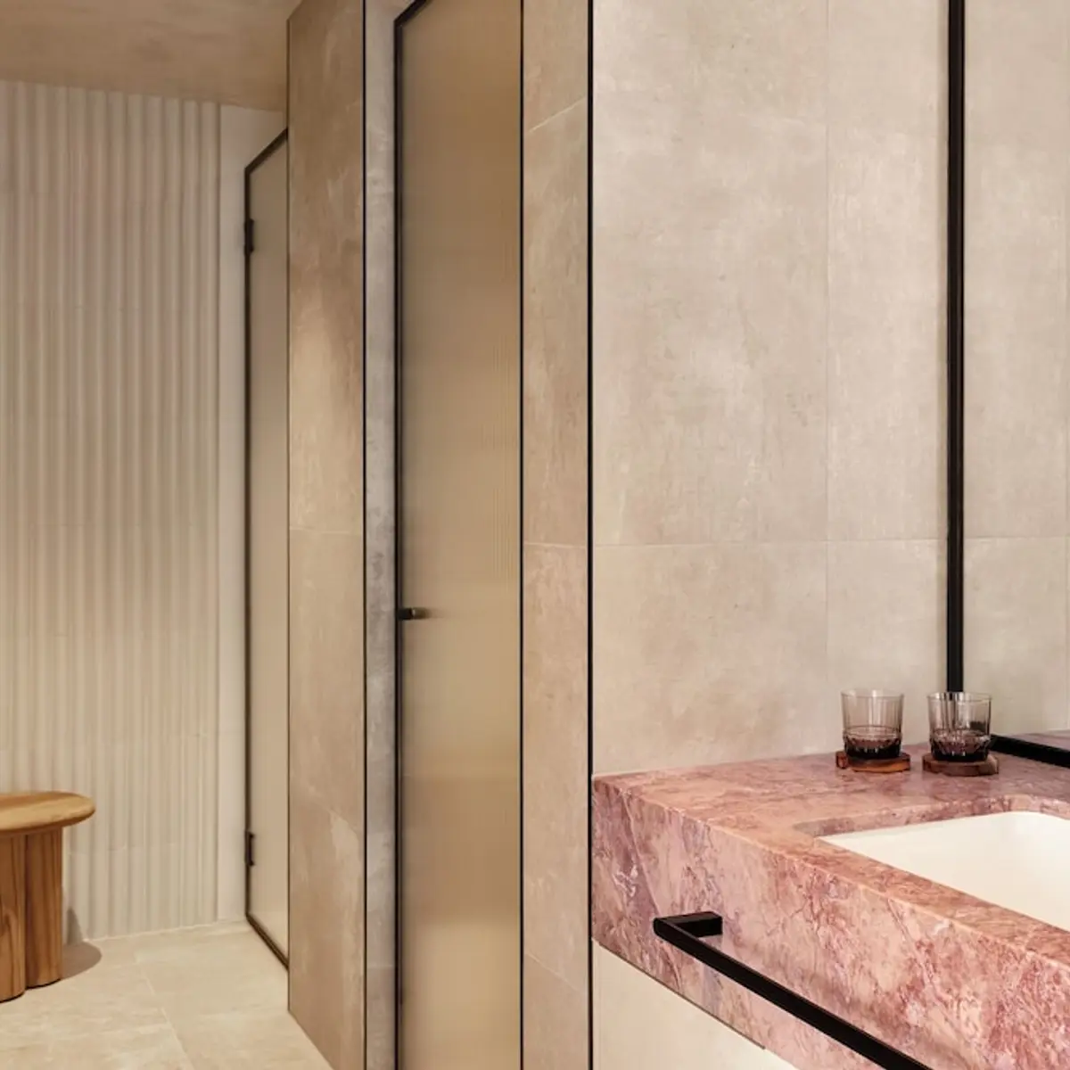 Mondrian Gold Coast, Burleigh Heads, Australia 8