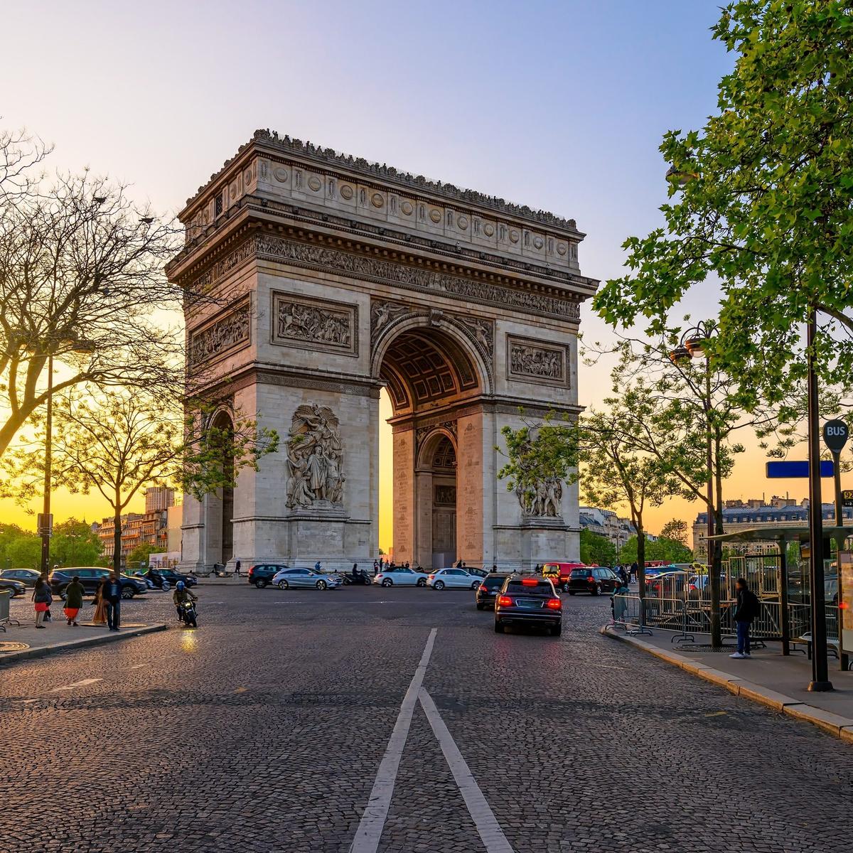 Deluxe 10-Day Northern France 2027 with Normandy, Brittany, Loire Valley & Mont Saint-Michel by  6