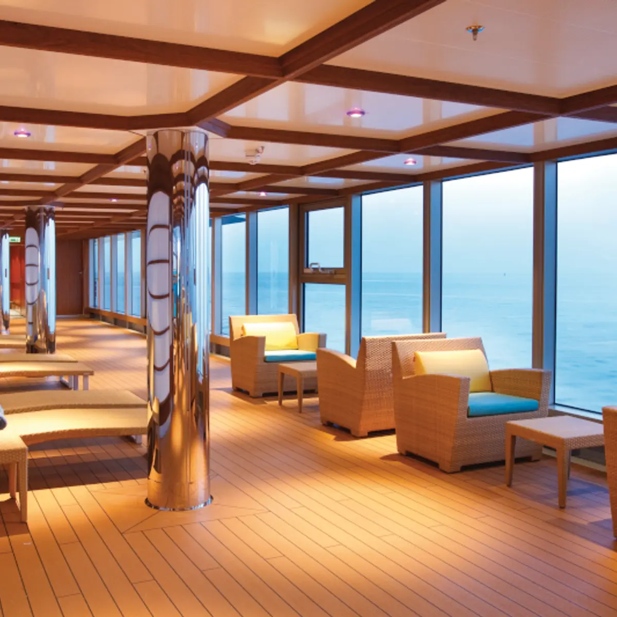 6-Night Brisbane Great Barrier Reef Cruise on Carnival Luminosa with Carnival Luminosa 3