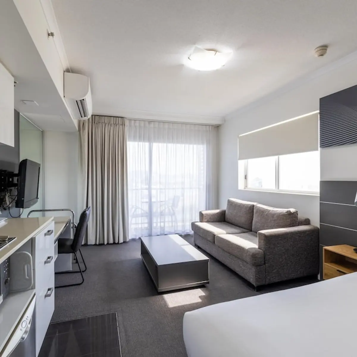 Oaks Townsville Hotel, South Townsville, Australia 1