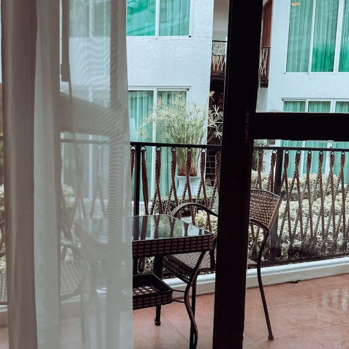 Vannee Golden Sands Beachfront Resort, Ko Pha-ngan, Thailand 8