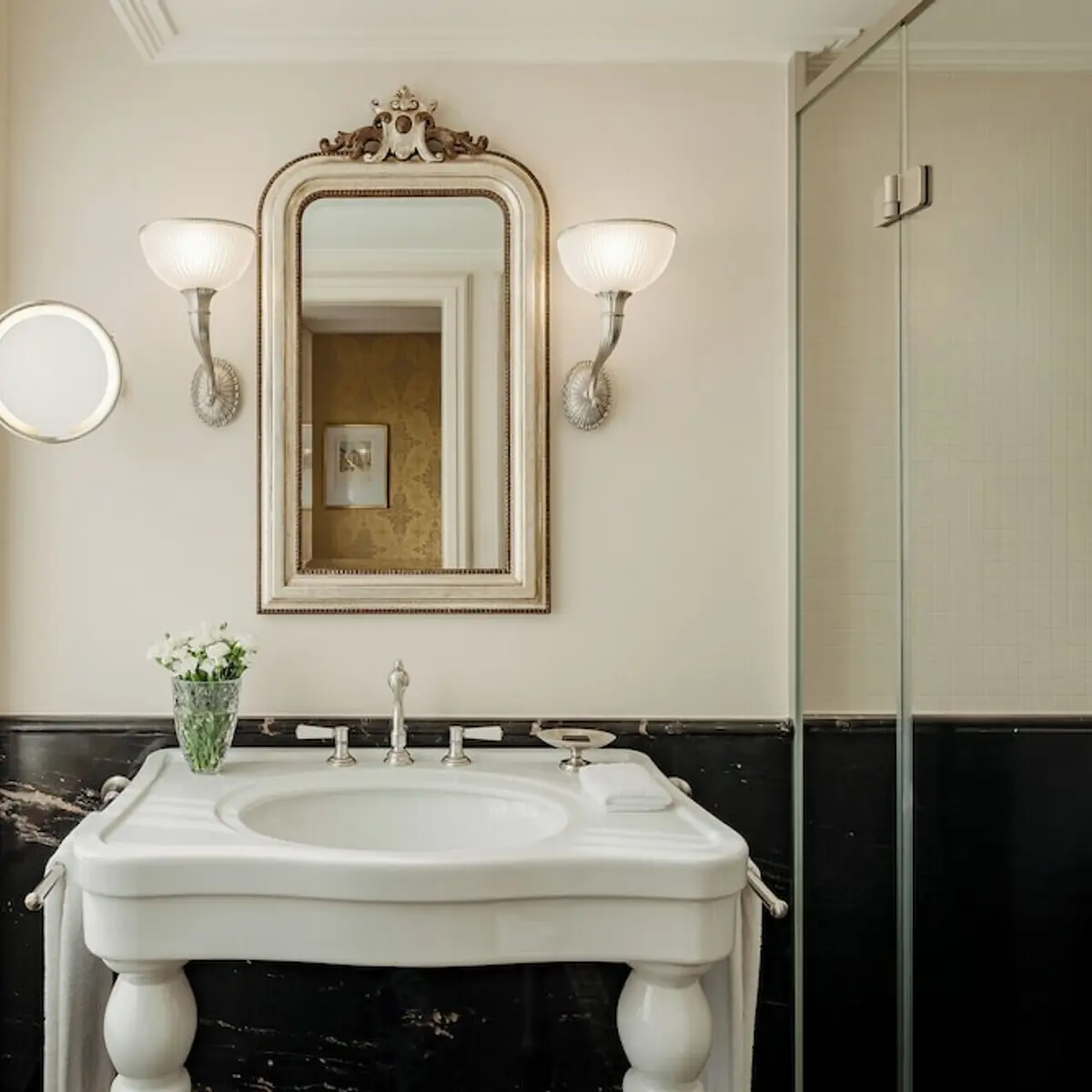 Grand Hotel Les Trois Rois, Basel, Switzerland 4