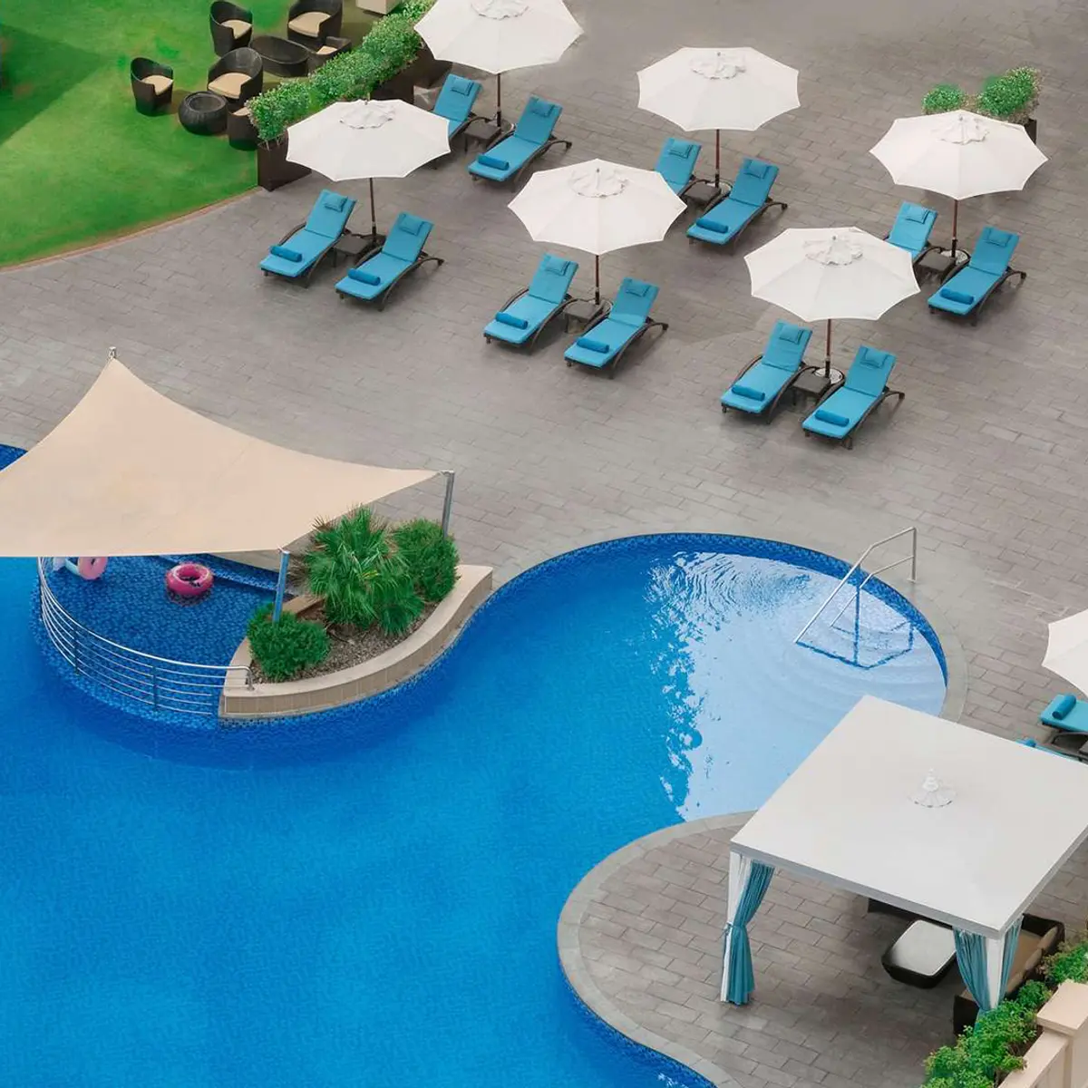 Mövenpick Hotel Jumeirah Beach, Dubai, UAE 4