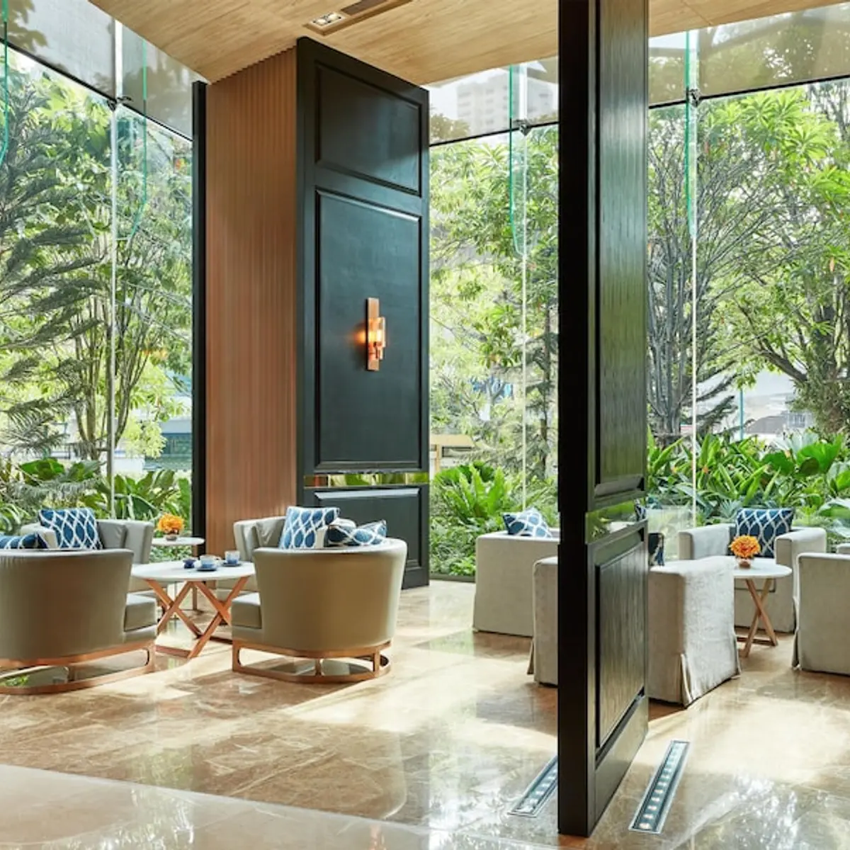 Hyatt Regency Bangkok Sukhumvit, Bangkok, Thailand 2