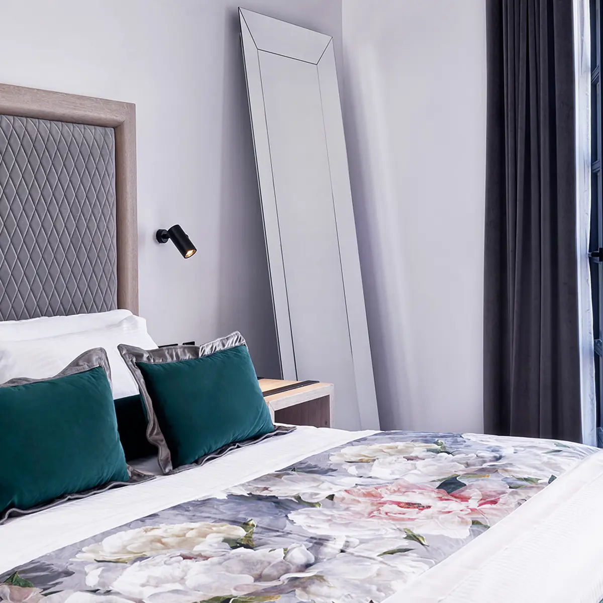 Katikies Garden Santorini, Santorini, Greece 4