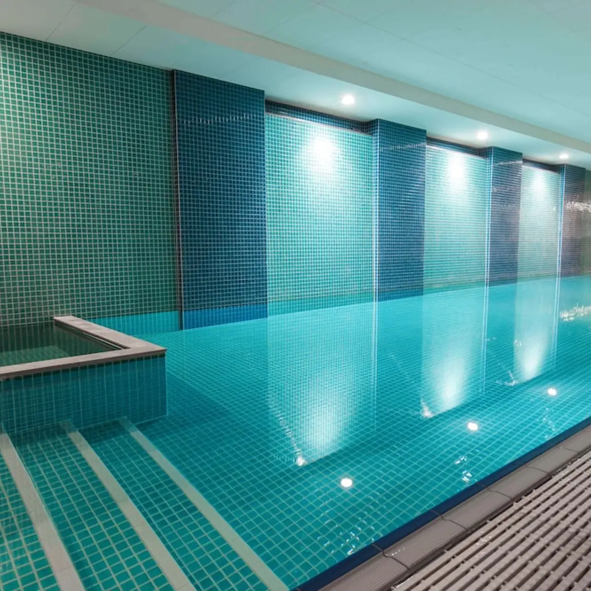 Oaks Glenelg Plaza Pier Suites, Glenelg, Australia 4