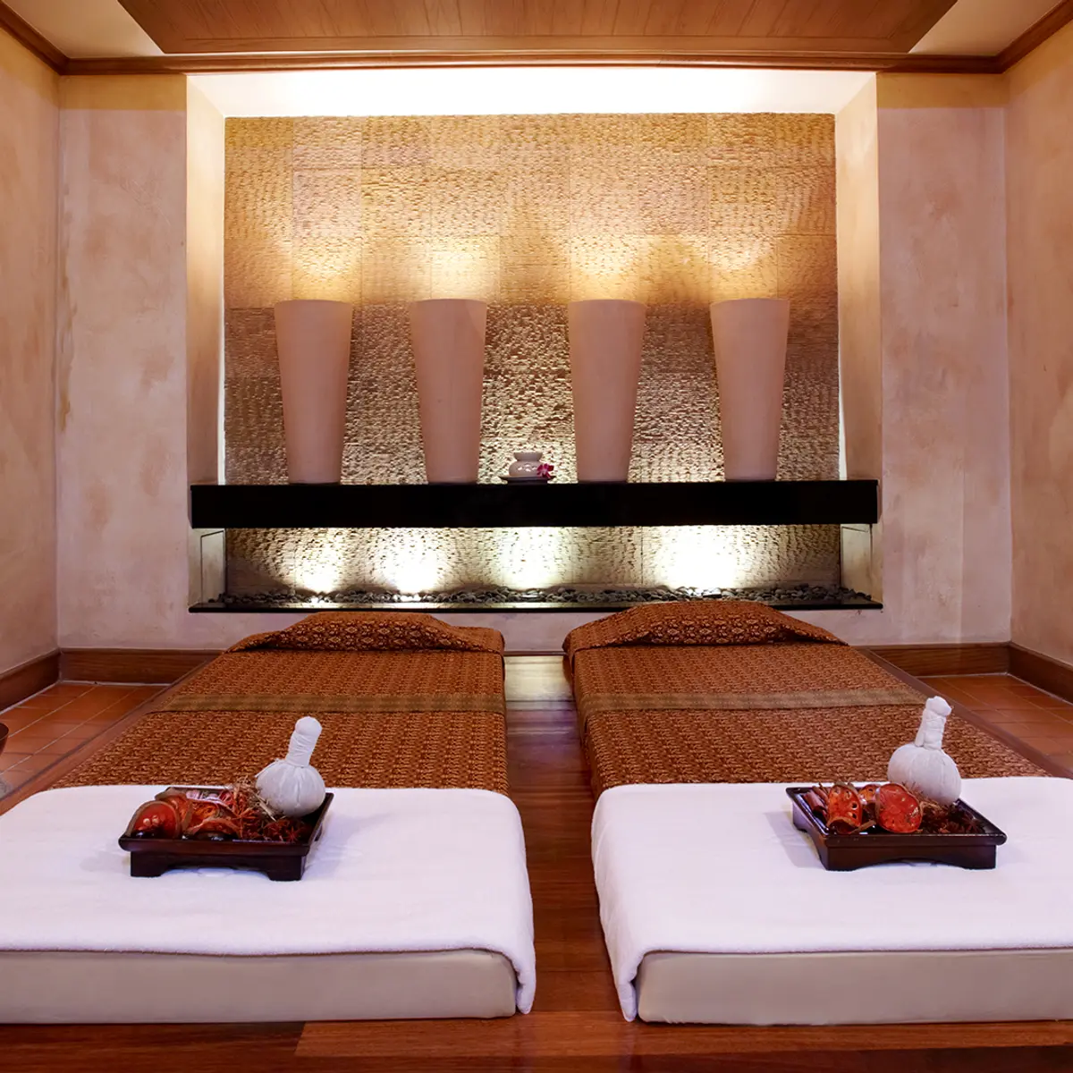 Anantara Riverside Bangkok Resort, Bangkok, Thailand 6