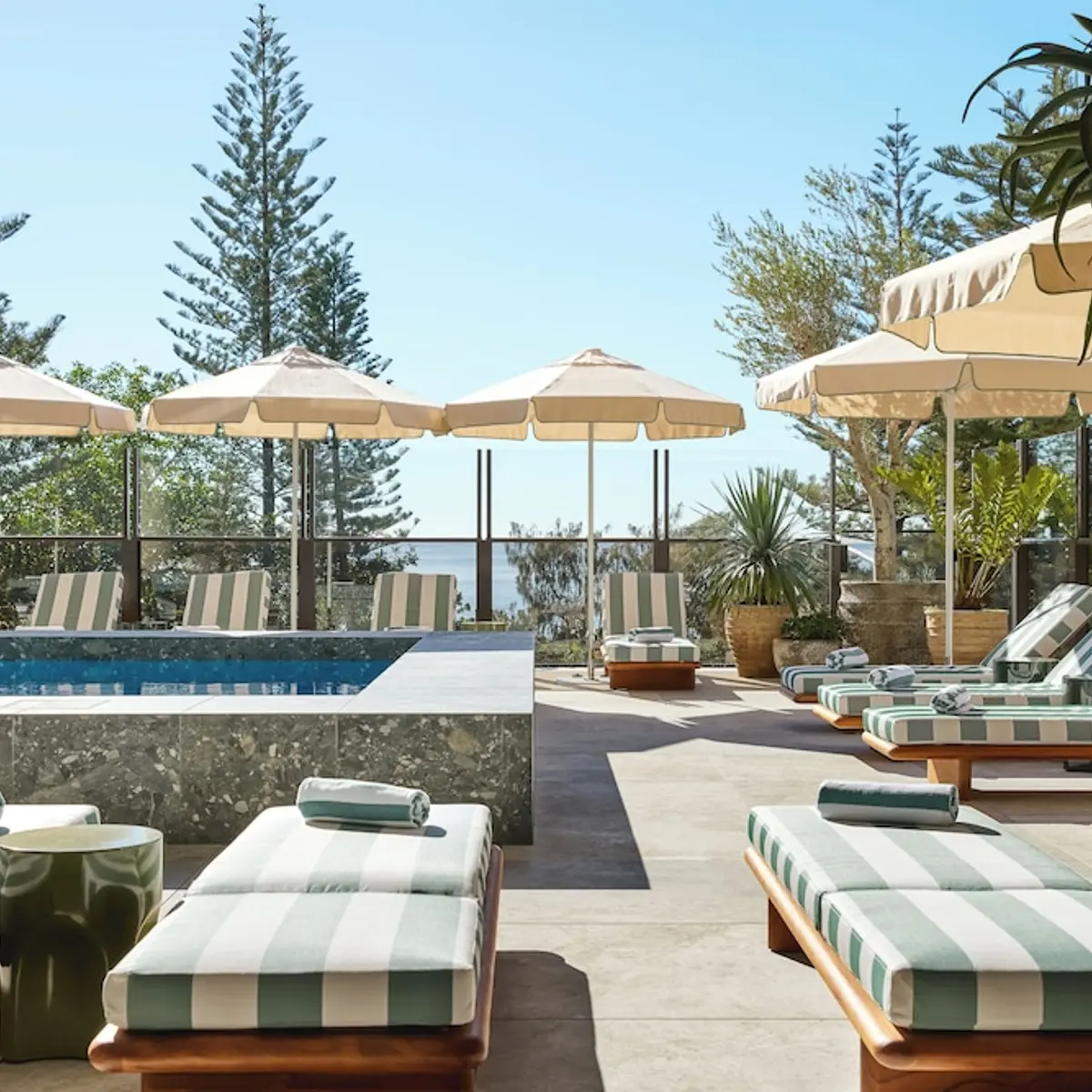 Mondrian Gold Coast, Burleigh Heads, Australia 4