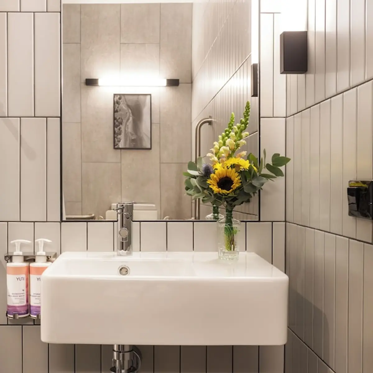 Mövenpick Hotel Hobart, Hobart, Australia 3