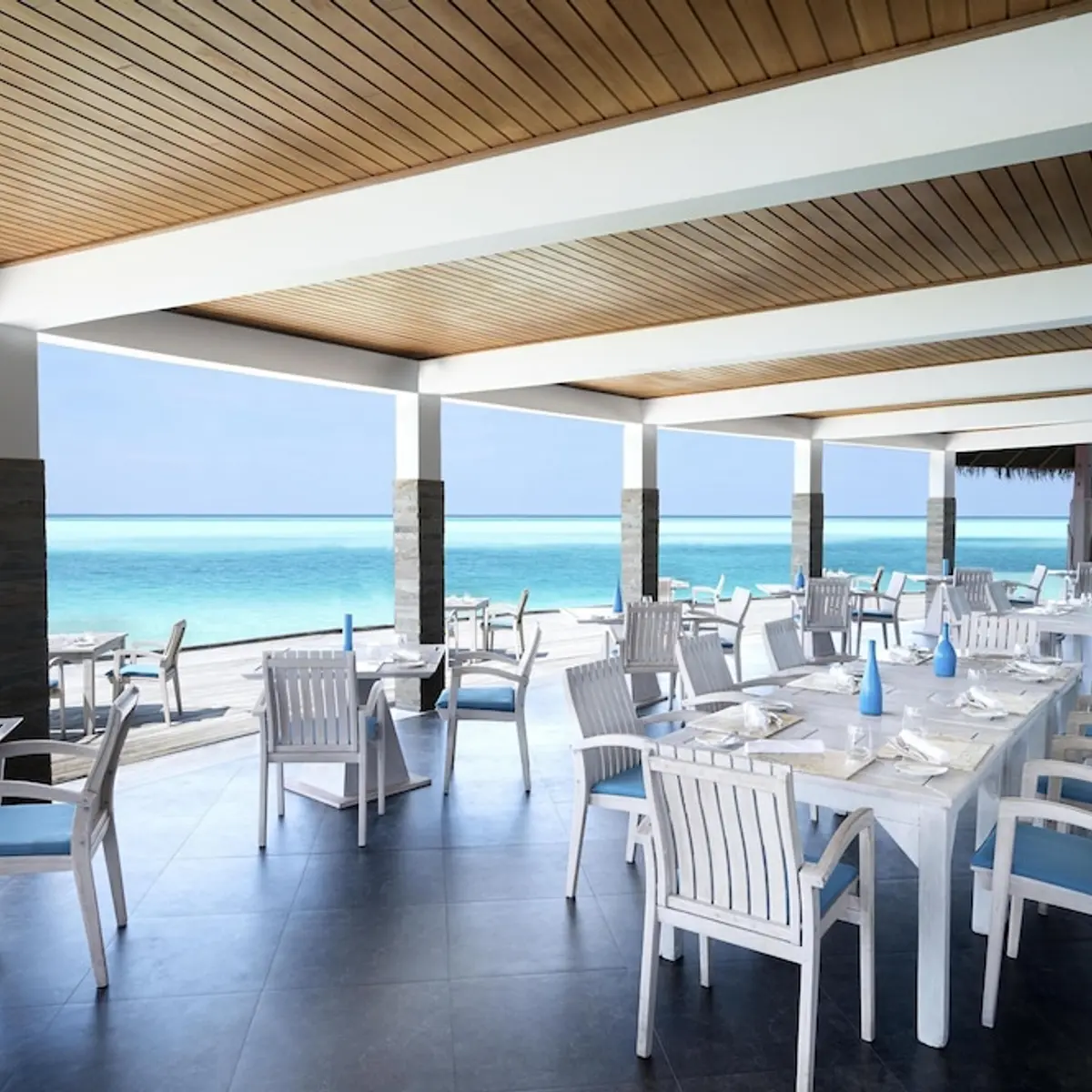 Anantara Dhigu Maldives Resort, Dhigufinolhu, Maldives 3