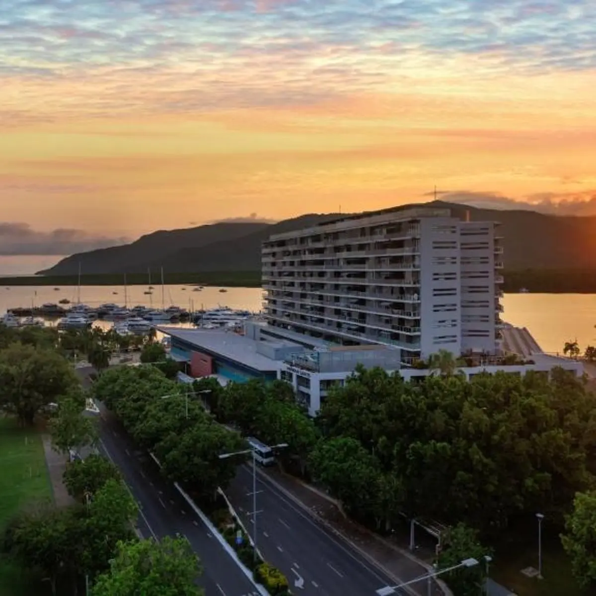 Pacific Hotel Cairns, Cairns, Queensland 5