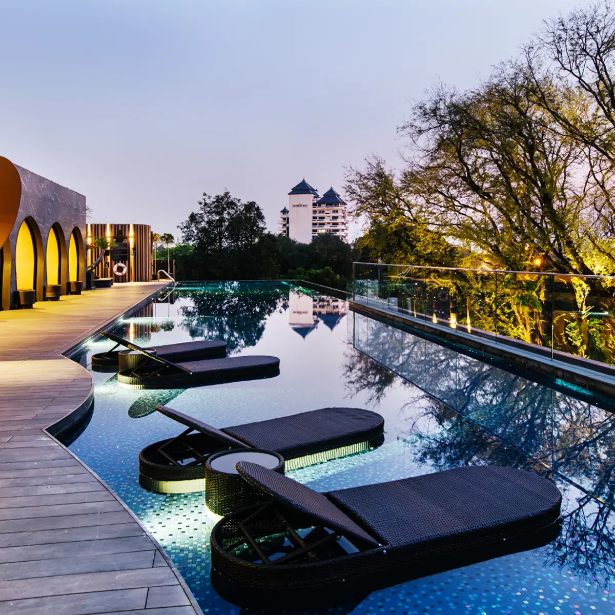 Cross Chiang Mai Riverside , Chiang Mai, Thailand 5