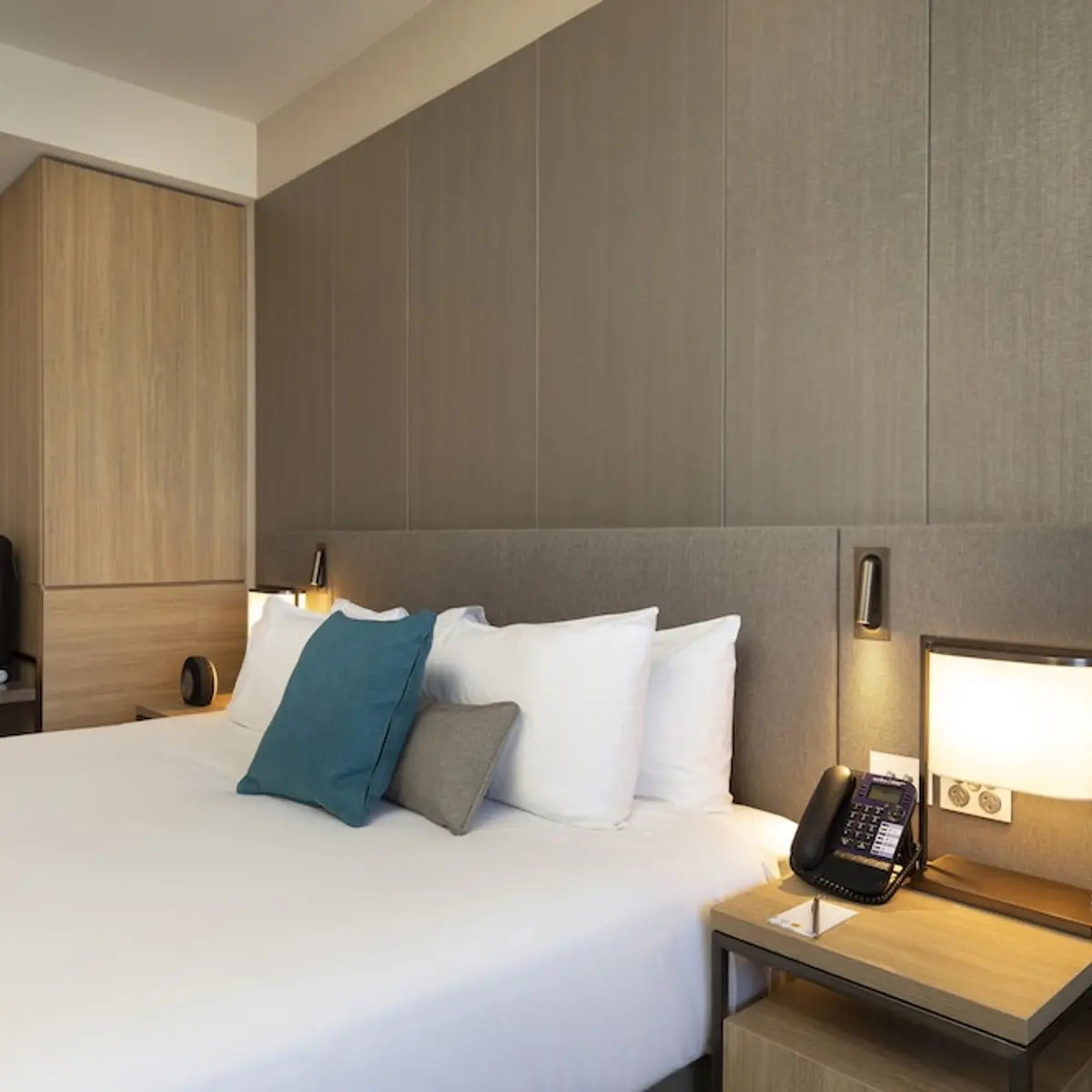 Novotel Melbourne Central, Melbourne, Australia 3