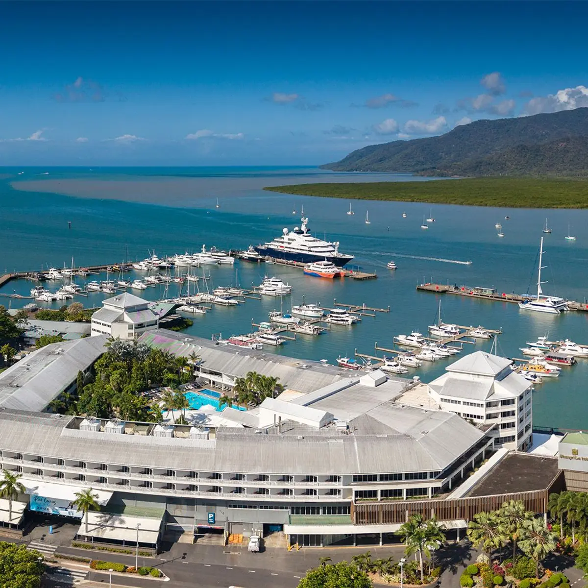 Shangri-La The Marina, Cairns, Cairns, Queensland 4
