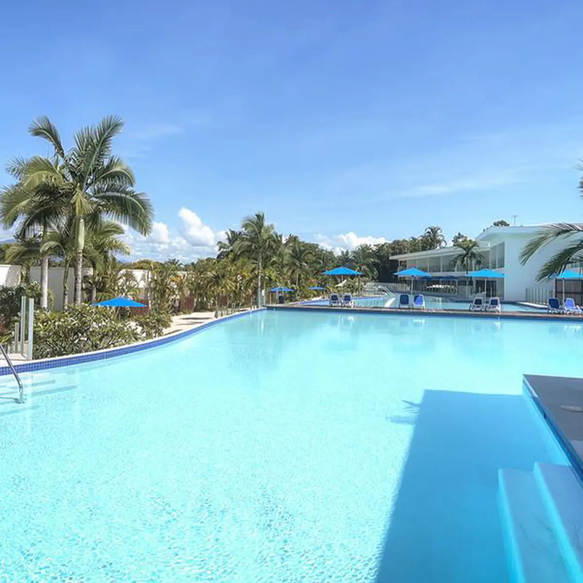 Pool Resort Port Douglas, Port Douglas, Queensland 4