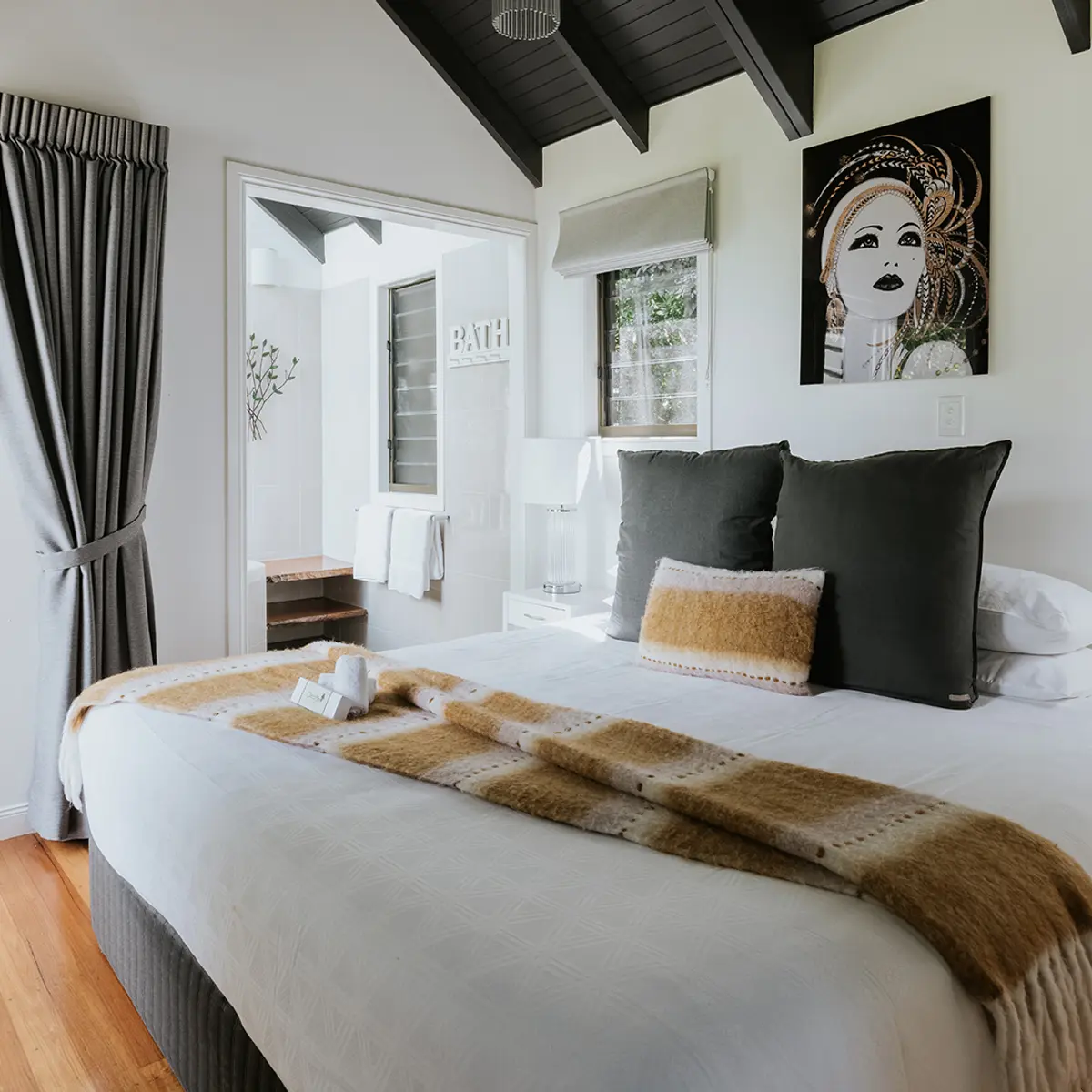 Misty View Cottages, Montville, Queensland 6