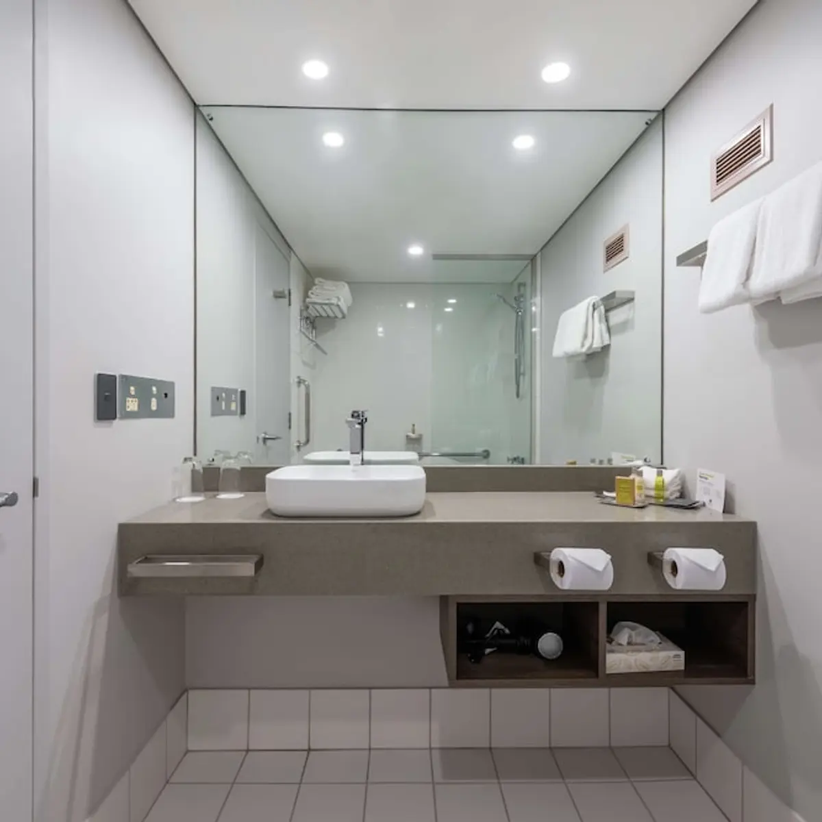 DoubleTree by Hilton Alice Springs, Desert Springs, Australia 5