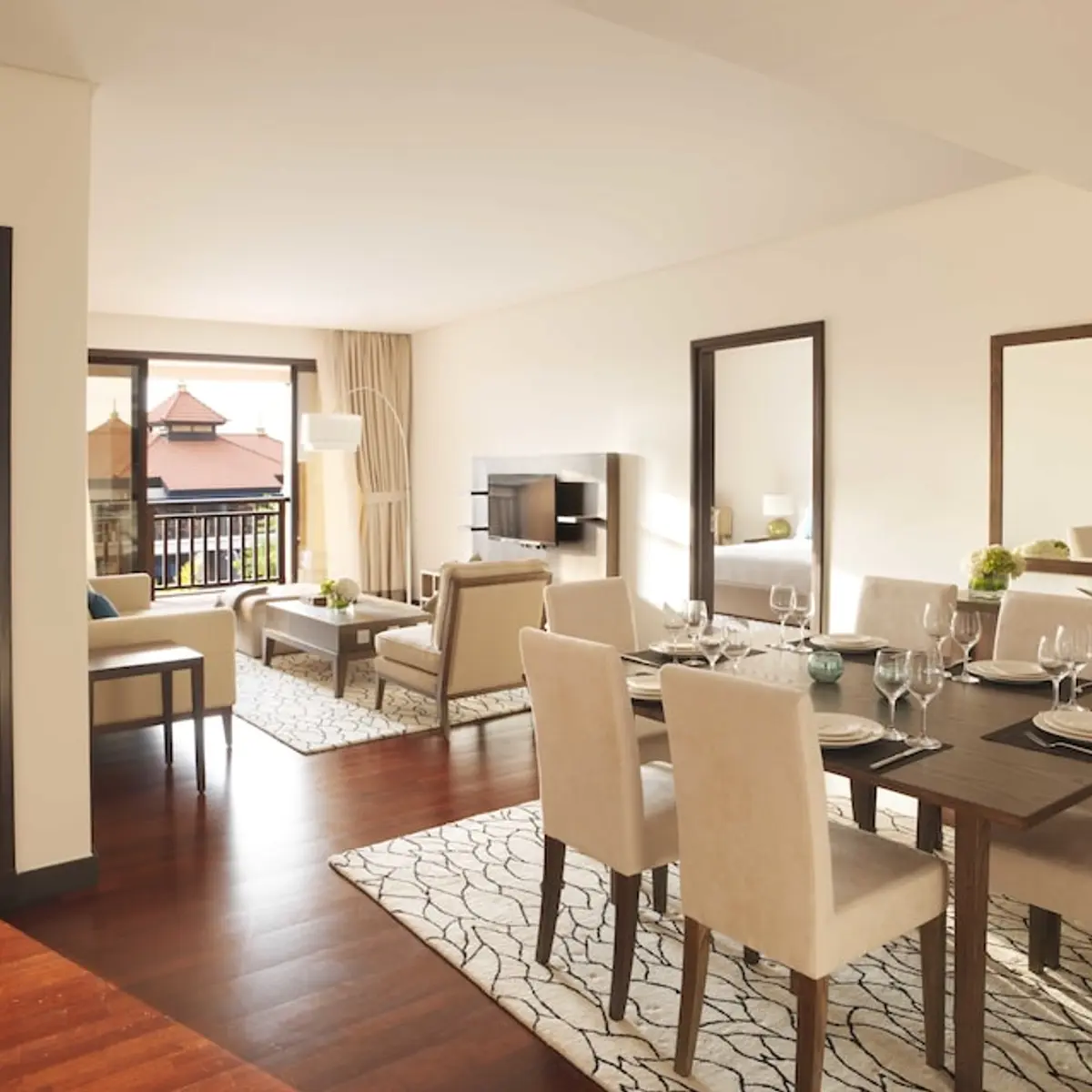 Anantara The Palm Dubai Resort, Dubai, United Arab Emirates 6