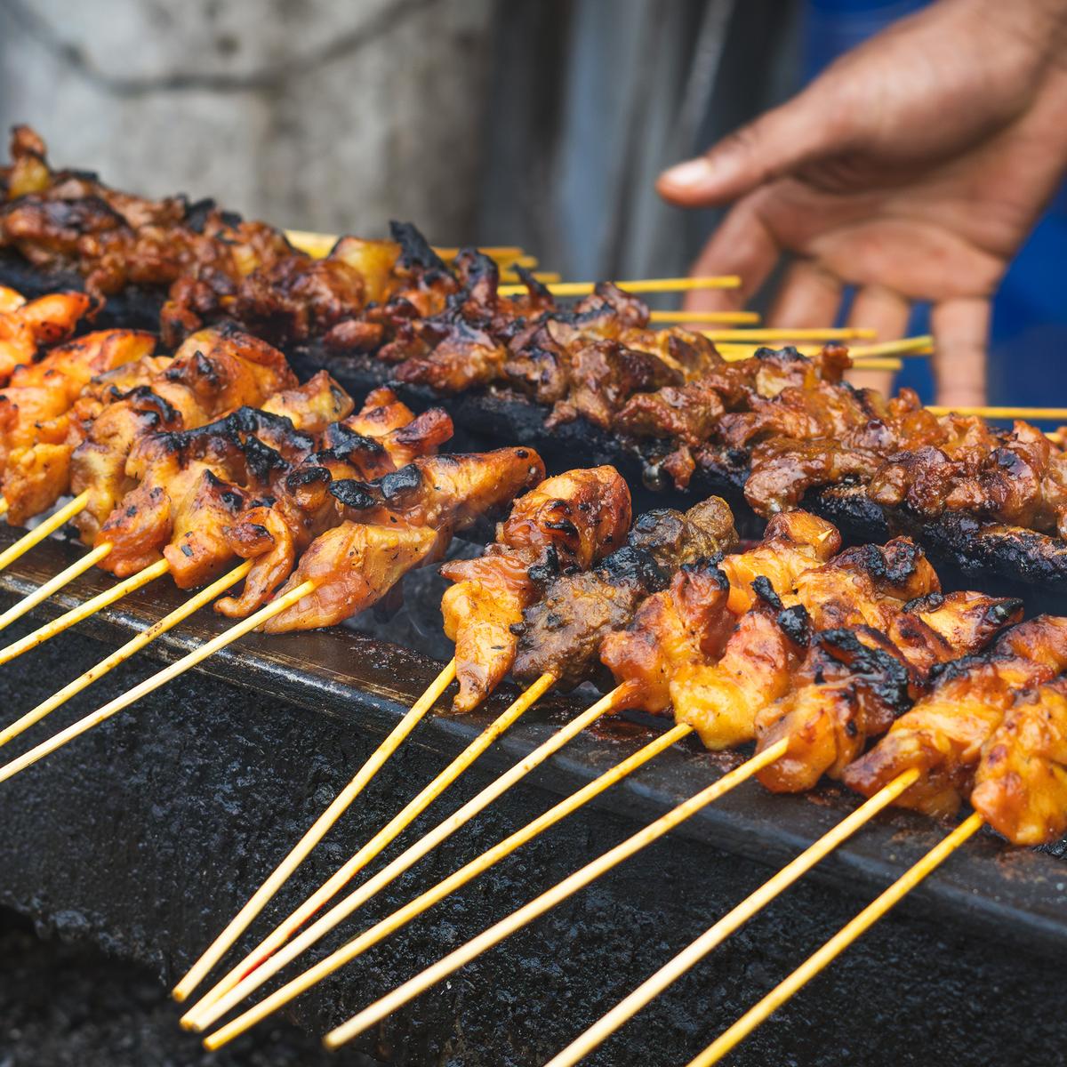 Insider Series: Premium 11-Day Malaysia Highlights with Foodie Experiences Co-Curated by Diana Chan by  5