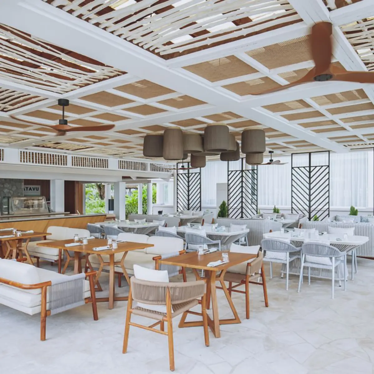 Sheraton Fiji Golf & Beach Resort, Nadi, Fiji 4