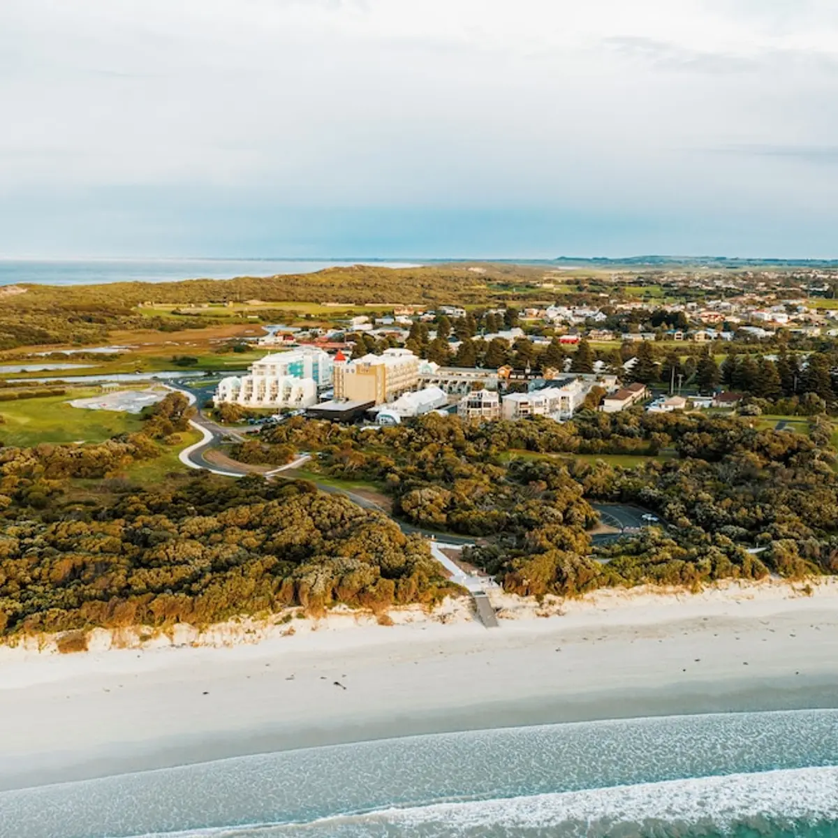 Deep Blue Hotel & Hot Springs, Warrnambool, Australia 1