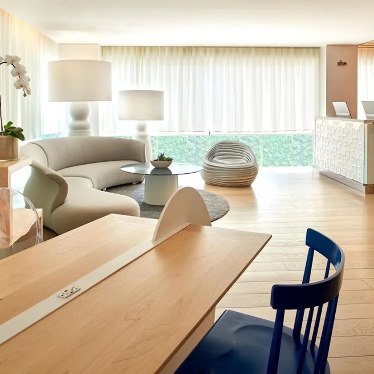 The Valorian Los Angeles, Curio Collection by Hilton, West Hollywood, United States 5
