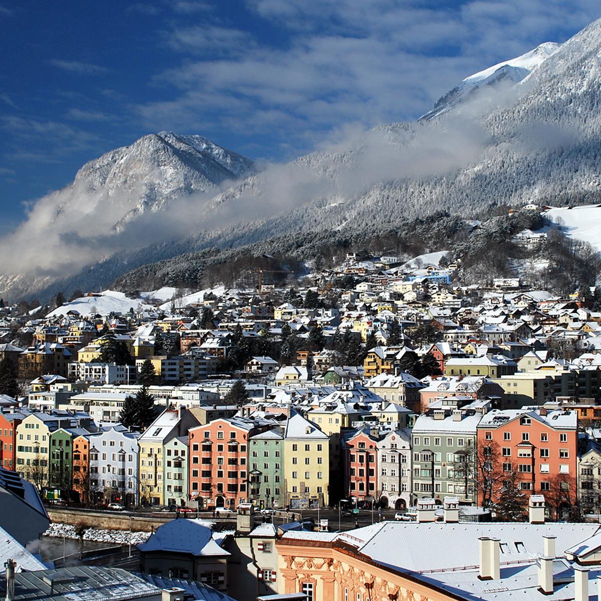 Deluxe 11-Day Europe Christmas Markets of Bavaria, Austria & France by  7