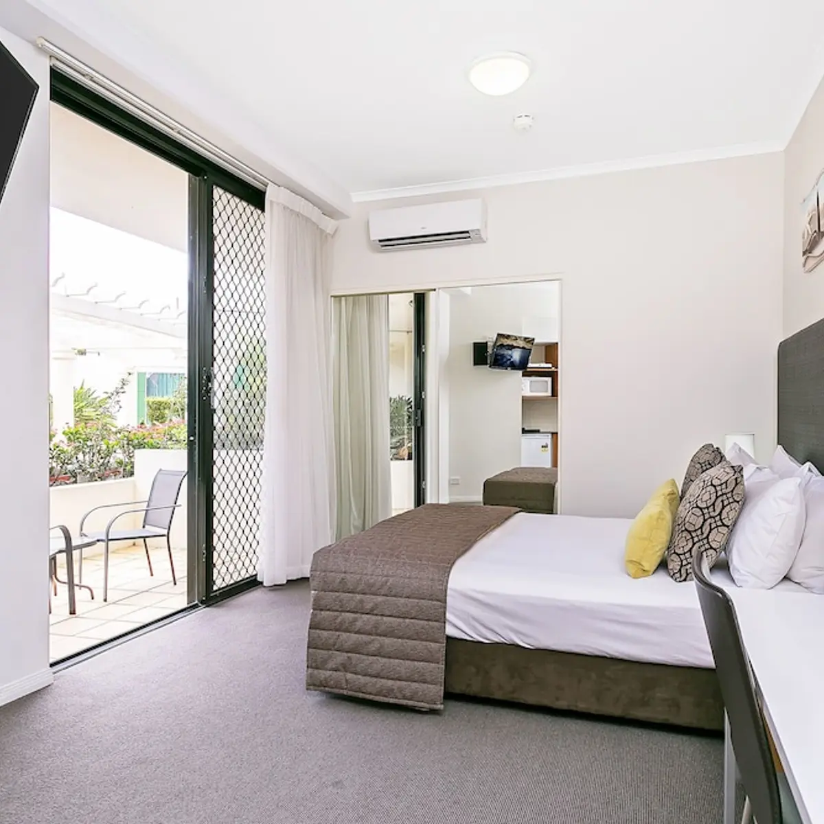 Mantra Coolangatta Beach, Coolangatta, Australia 2