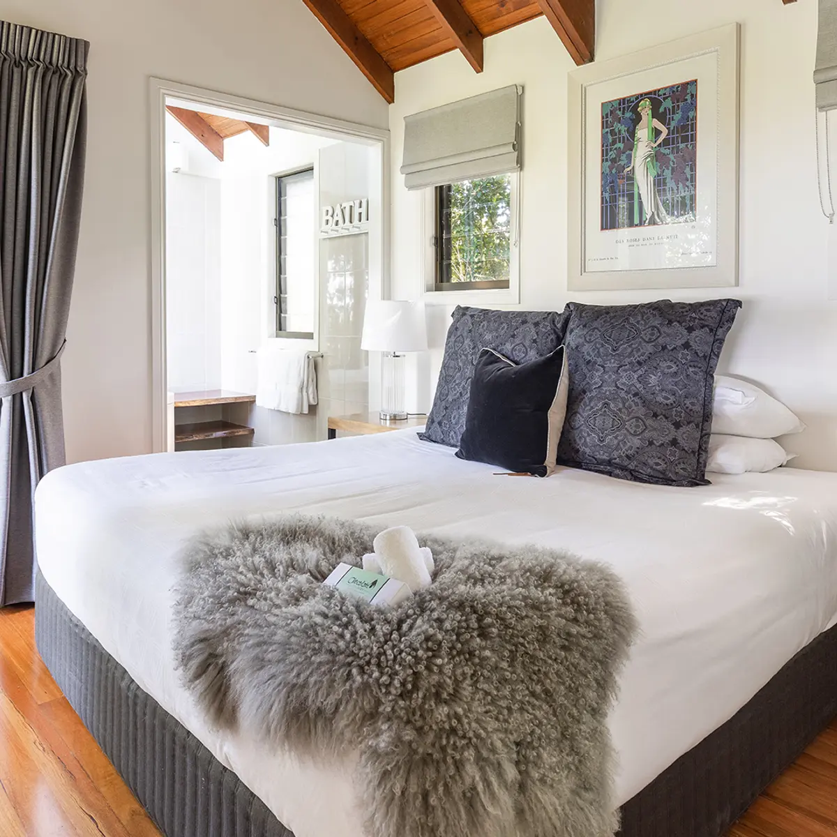 Misty View Cottages, Montville, Queensland 3