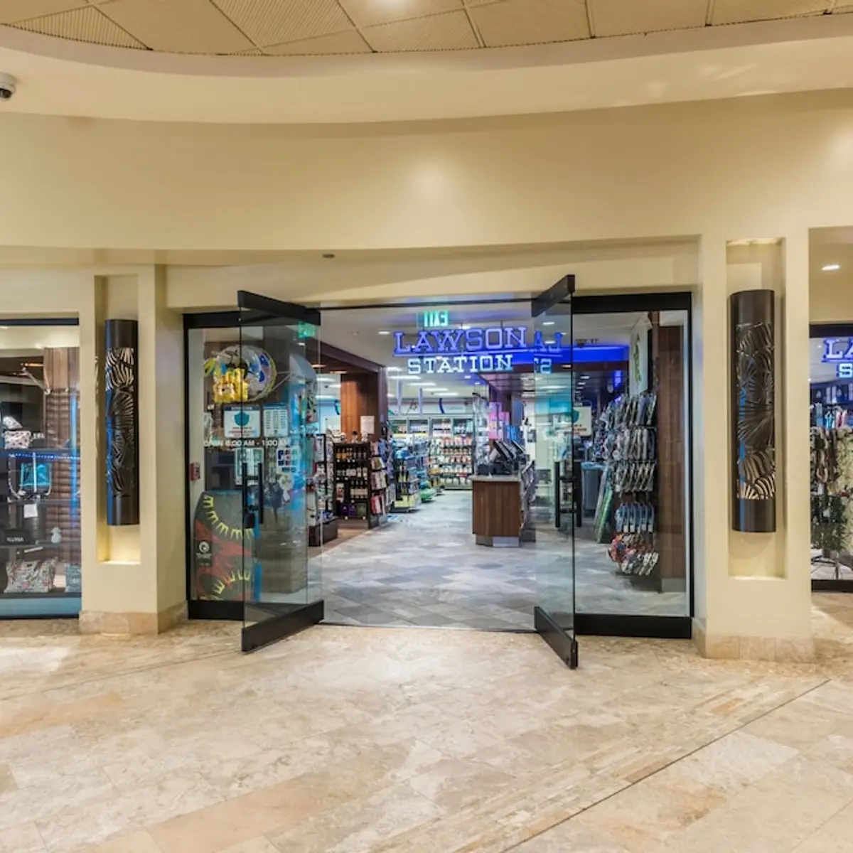 Sheraton Waikiki Beach Resort, Honolulu, United States 7