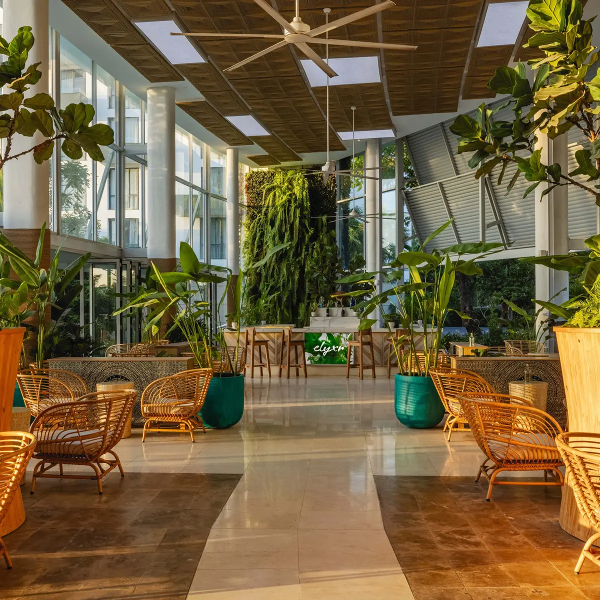 Meliá Danang Beach Resort, Da Nang, Vietnam 7