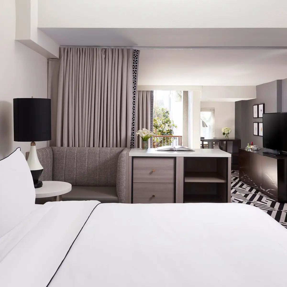 Chamberlain West Hollywood, Los Angeles, United States 5