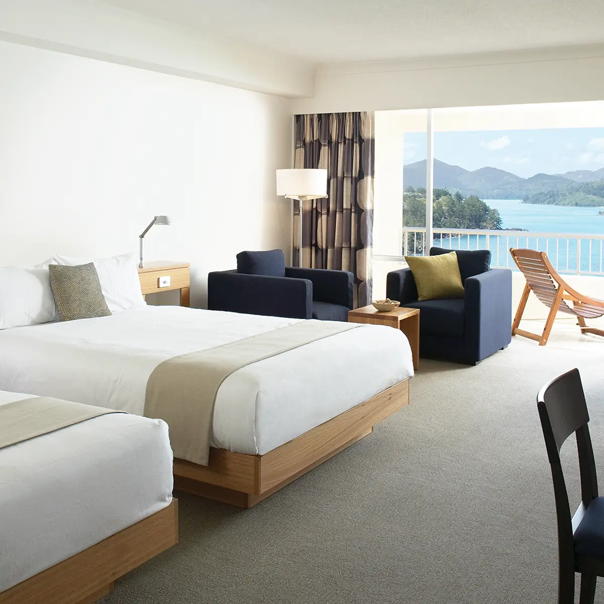 Reef View Hotel Hamilton Island, Hamilton Island, Queensland 2