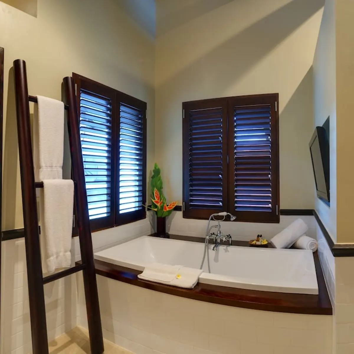 Warwick Le Lagon - Vanuatu, Port Vila, Vanuatu 4