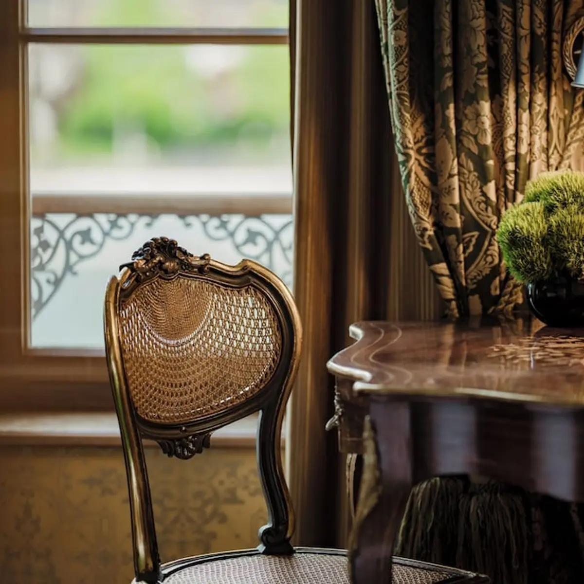 Grand Hotel Les Trois Rois, Basel, Switzerland 5