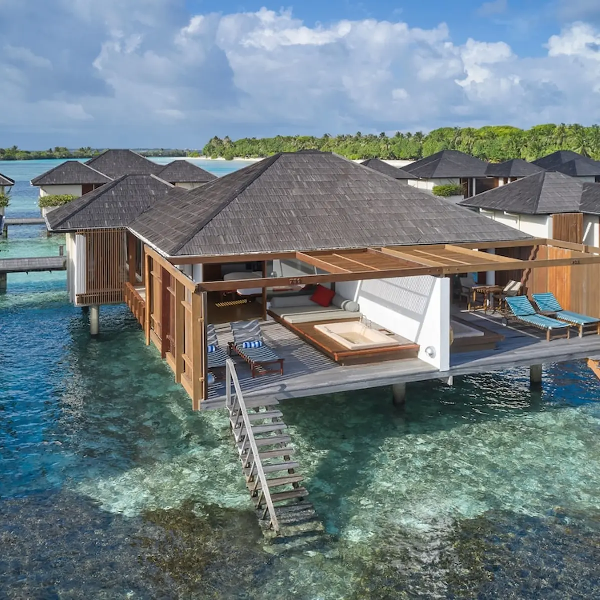 Villa Nautica Paradise Island Resort, Lankanfinolhu, Maldives 2