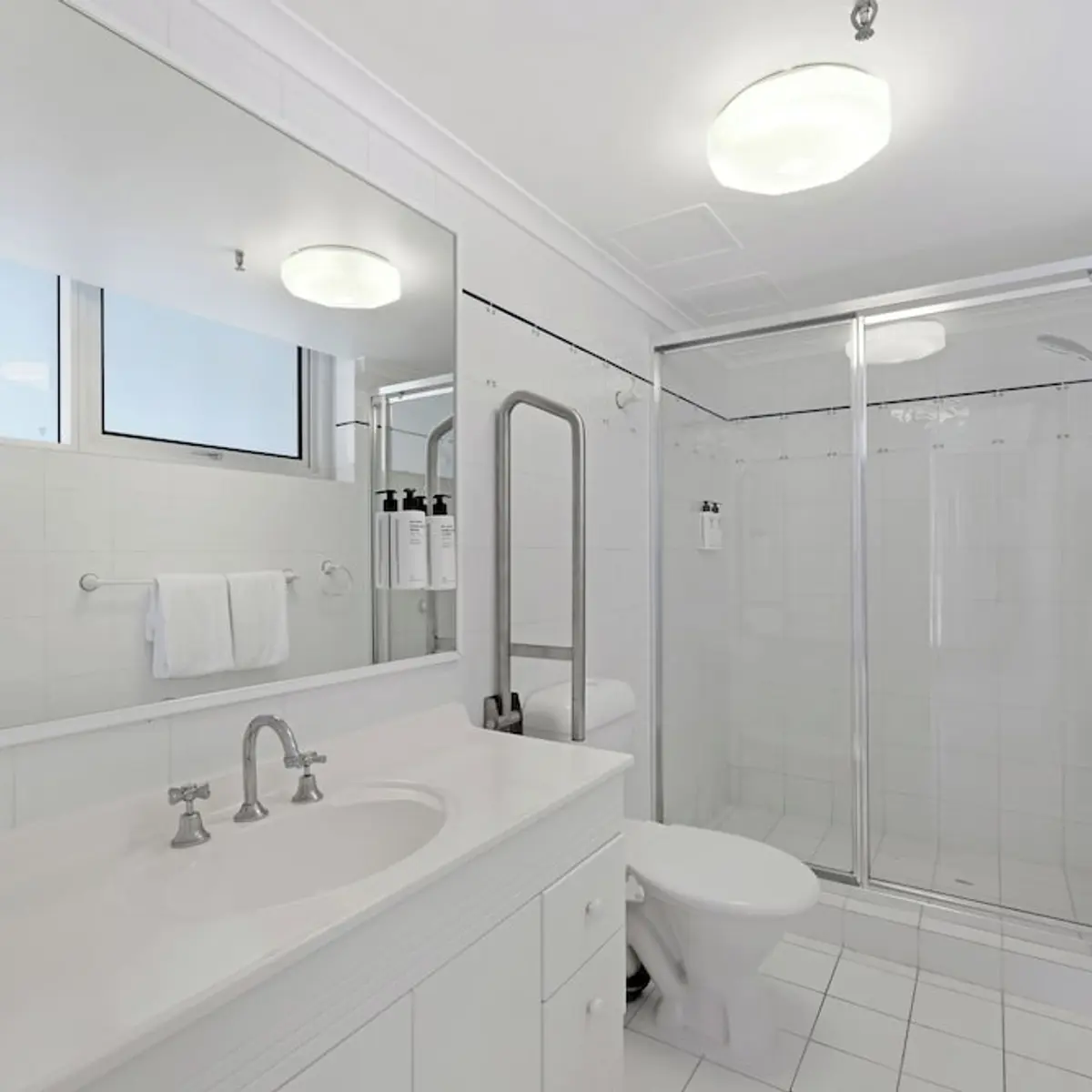 ULTIQA Beach Haven At Broadbeach, Broadbeach, Australia 4