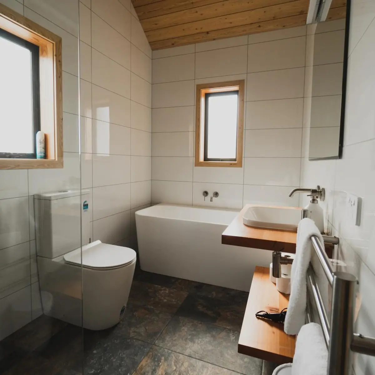 Alpine Lodges, Lake Tekapo, New Zealand 2