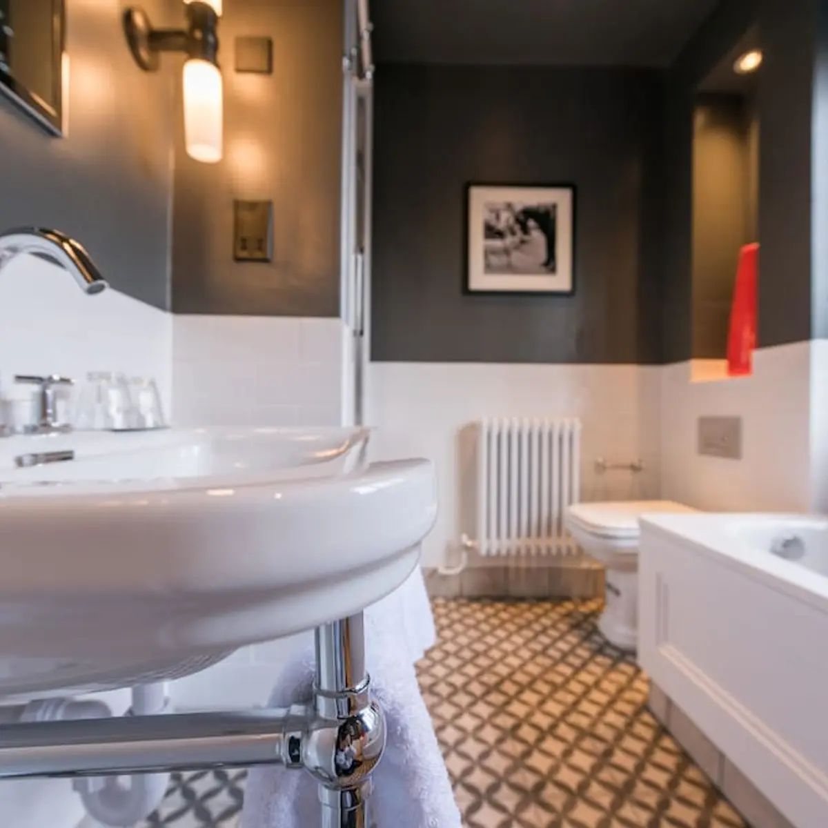 The Lygon Arms, Broadway, United Kingdom 3