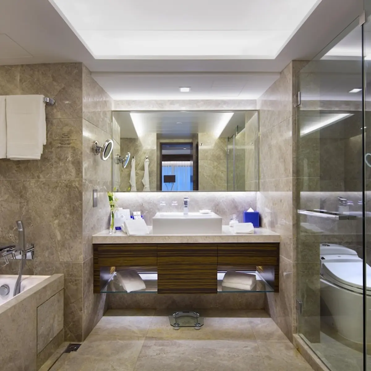 New World Millennium Hong Kong Hotel, Kowloon, Hong Kong 3