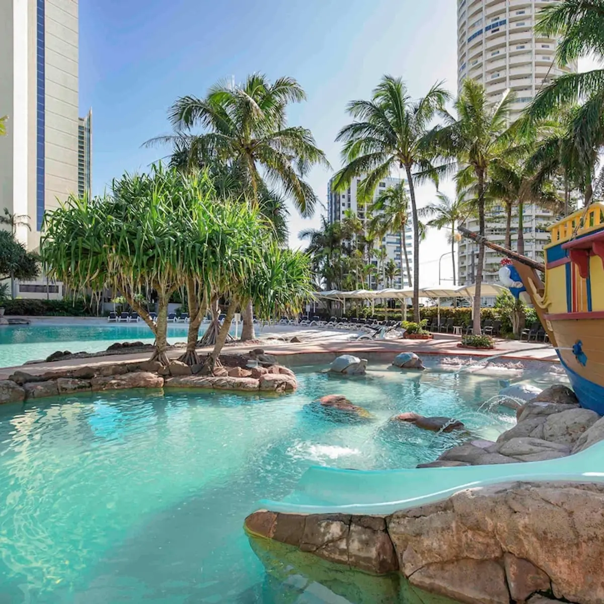 Mantra Crown Towers, Surfers Paradise, Australia 1