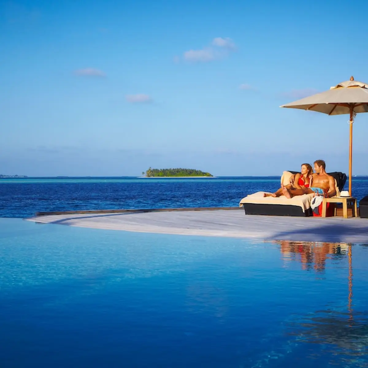 Komandoo Maldives Island Resort, Komandoo, Maldives 6